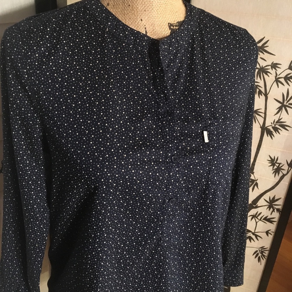 Levi’s blouse. Three button. Hearts and dots.